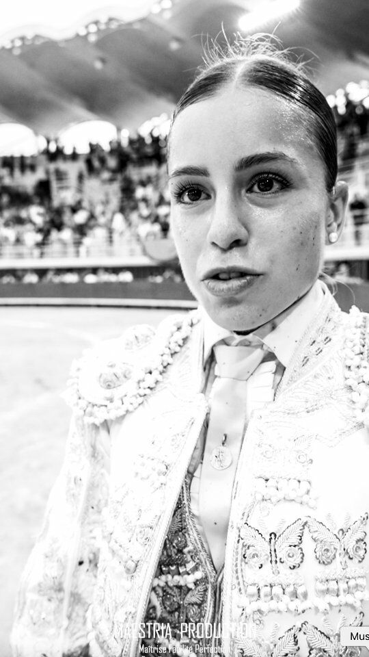 💥 INTERVIEWS - CORRIDA EXTRAORDINARIA 💥

🎤 Écoutez les réactions d'Olga Casado, Léa Vicens et Sébastien Castella à l'issue de leur corrida triomphale !

#lunel #arenesdelunel #corridaextraordinaria #corrida #olgacasado #castella #leavicens